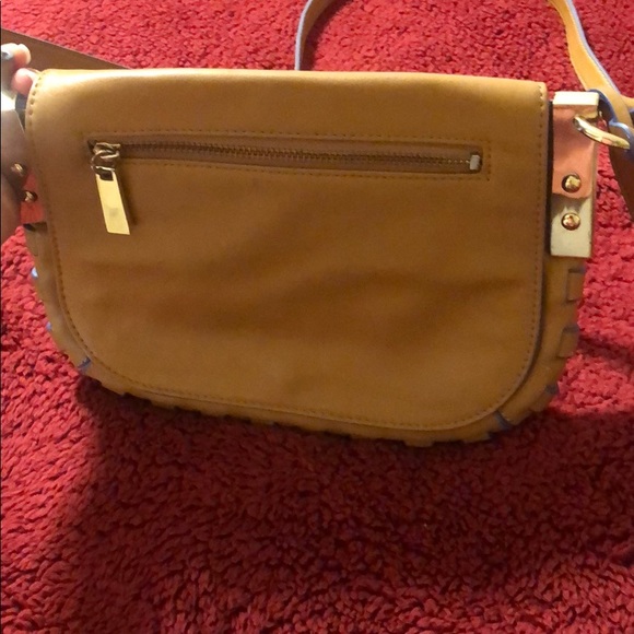 Vince camuto bag!! - Picture 2 of 5